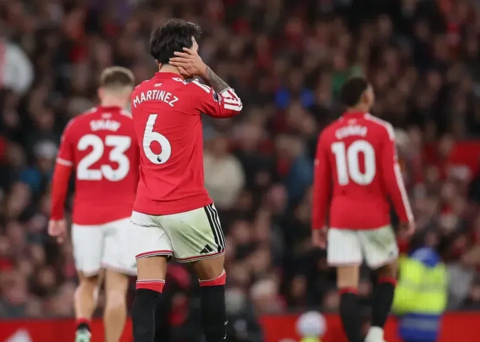 Lisandro Martínez Calls for Unity After Atlético Defeat