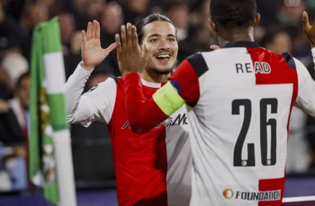 Feyenoord Fight Back to Beat Como 3-2 for First Champions League Win