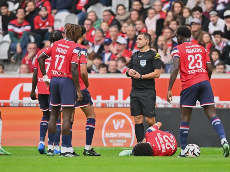 Tiago Santos Set to Miss Rest of Ligue 1 Season With ACL Injury