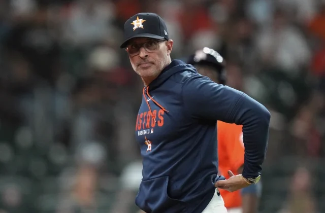 Astros Begin Offseason Search for Manager and General Manager