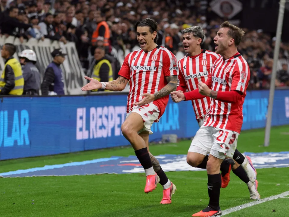 Estudiantes Host Flamengo in Copa Libertadores Semi-Final First Leg