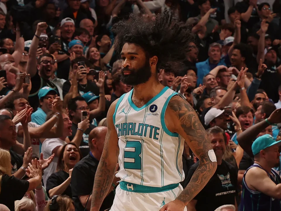 Coby White Sidelined for Hornets Preseason With Left Calf Strain
