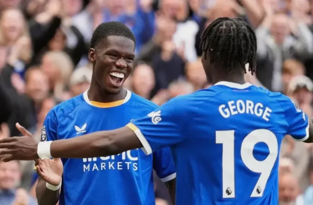 Everton Hold Hull City in Four-Goal Second-Half Thriller