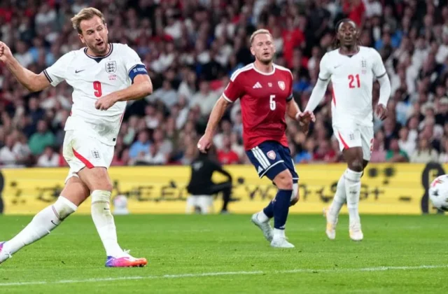 Harry Kane’s Double Fires England Past Czech Republic in Nations League