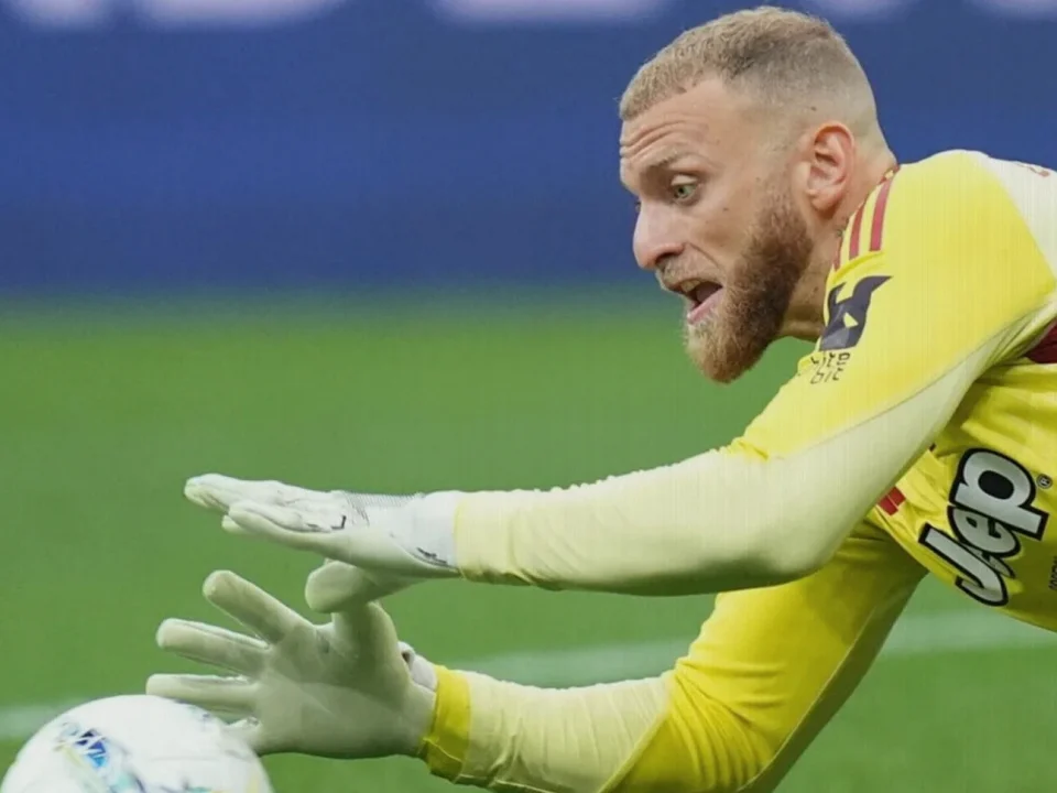 Bologna Assess Goalkeeper Options as Palladino Reshapes the Squad