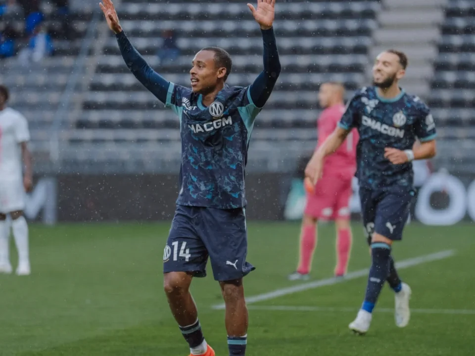 Paixão Scores First Ligue 1 Goal as Marseille Thrash Angers 5-2