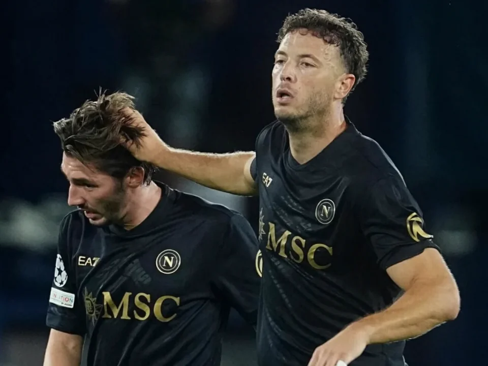 Napoli Search for Defensive Balance After Villarreal Defeat