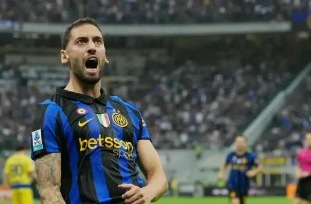 Inter Milan Cruise Past Parma to Open Three-Point Lead at the Top
