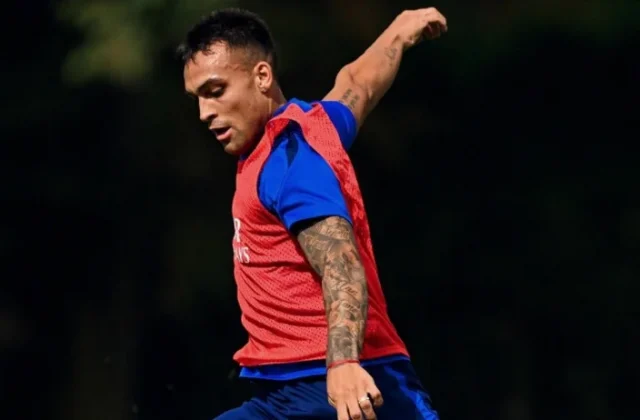 Chivu Weighs Lautaro Management and Goalkeeper Choice for Parma Clash