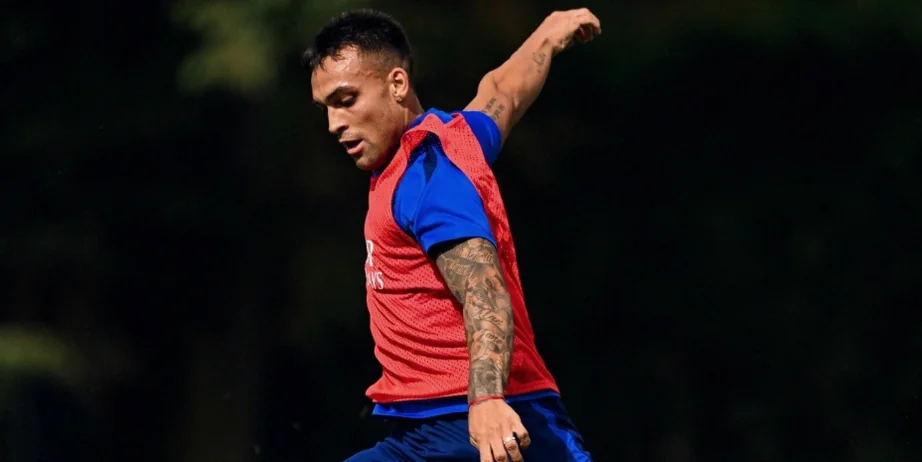 Chivu Weighs Lautaro Management and Goalkeeper Choice for Parma Clash