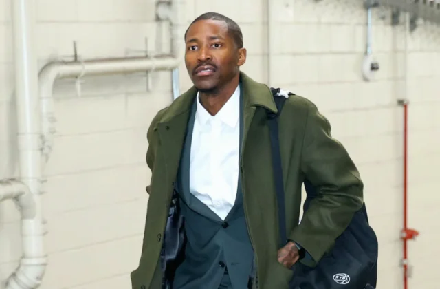 Knicks’ Banner Night Spotlights New-Look Sixers Trio at Madison Square Garden