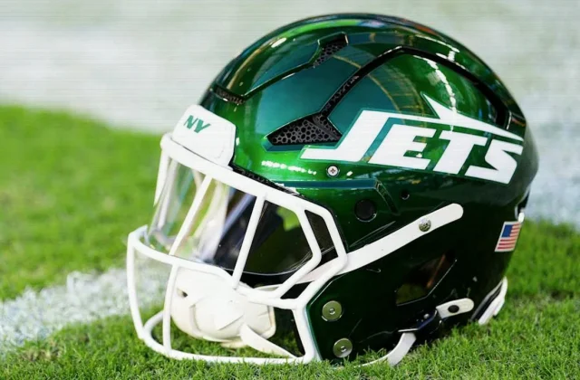 Minkah Fitzpatrick Ends Jets’ 20-Game Interception Drought Against Bears