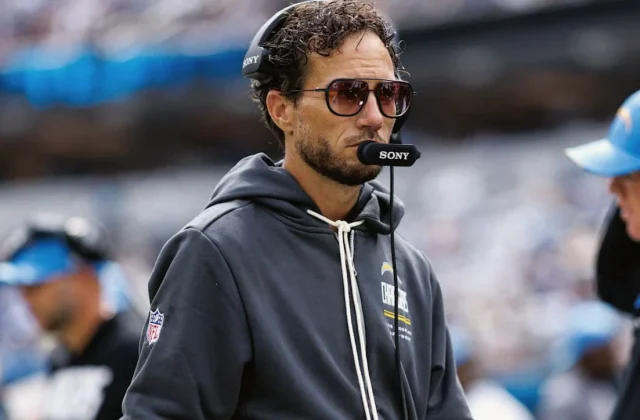 Jim Harbaugh Says Chargers OC Mike McDaniel Is Safe After 0-4 Start