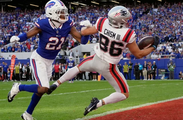 Efton Chism III’s One-Handed TD Lifts Patriots Past Bills