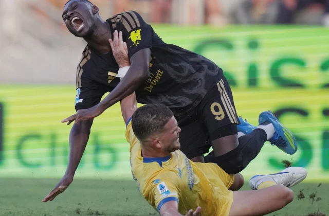 Juventus Hit by Fifth Surgery in Less Than a Month as Kolo Muani Injured