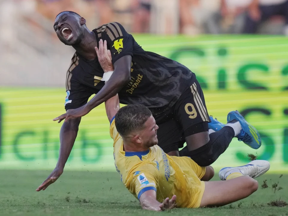Juventus Hit by Fifth Surgery in Less Than a Month as Kolo Muani Injured