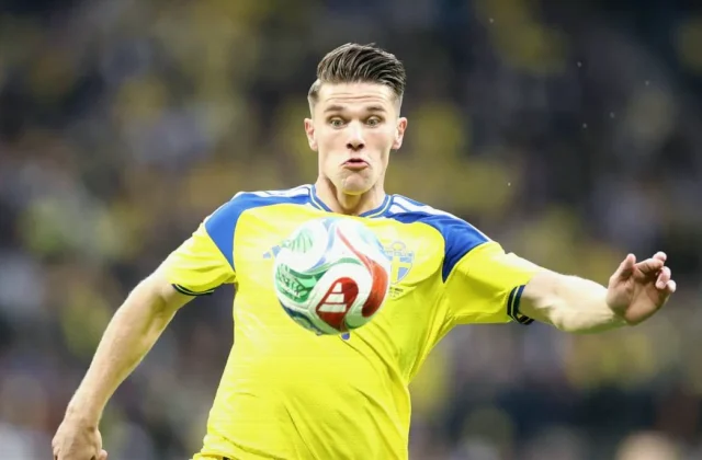 Viktor Gyökeres Boosts Arsenal Case After Sweden Scoring Run