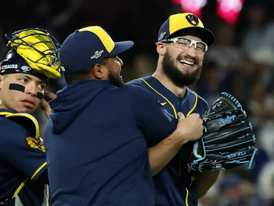 Brewers Sweep Dodgers to Reach First World Series Since 1982