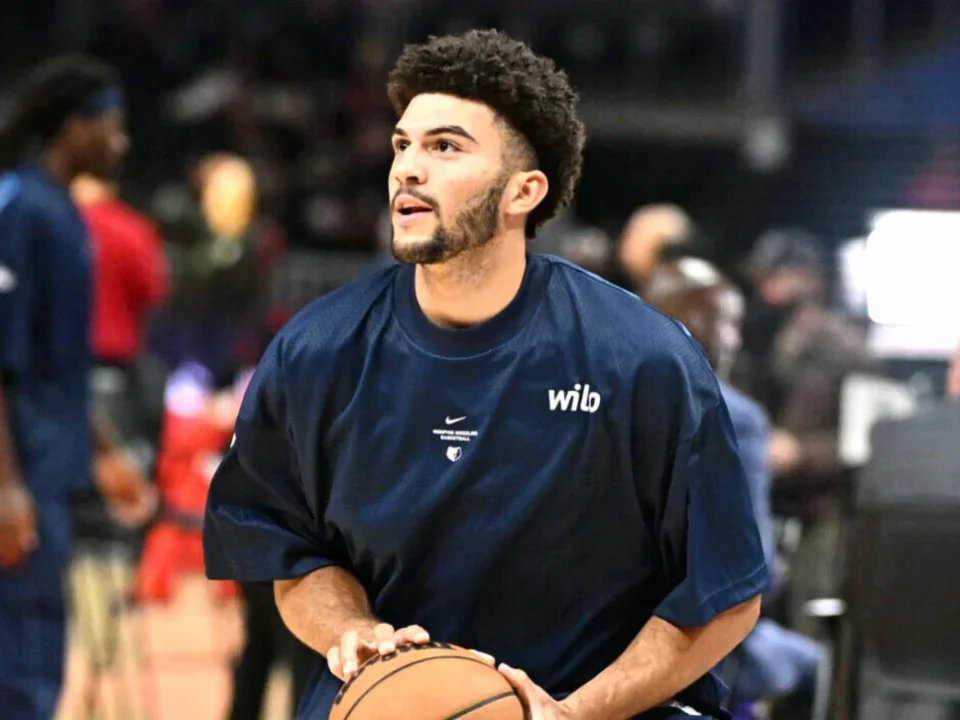 Aday Mara Debuts as 2026 NBA Rookie Class Takes the Floor