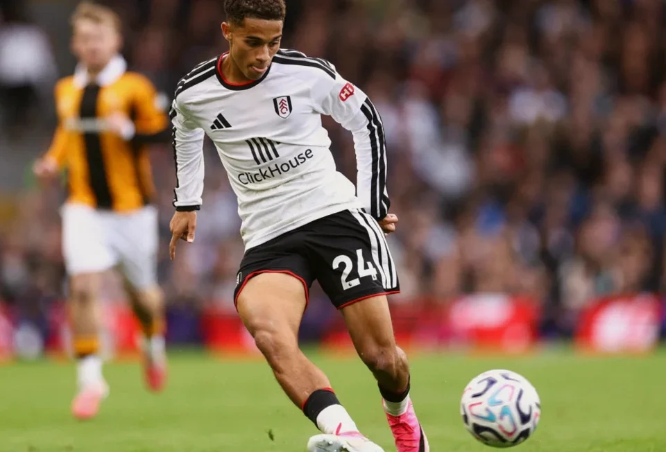 Josh King Shines as Fulham Edge Hull City to Ease Arbeloa Pressure