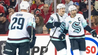 Vince Dunn’s Three Points Power Kraken Past Flames in Opener