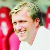 Milan Reopen Talks for Former Eintracht Director Markus Krösche