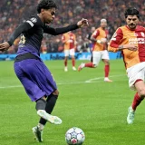 Lamine Yamal’s Rabona Feint Assist Evokes Matías Fernández Magic