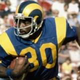 Rams Legend Lawrence McCutcheon Dies at 76 After Parkinson’s Battle