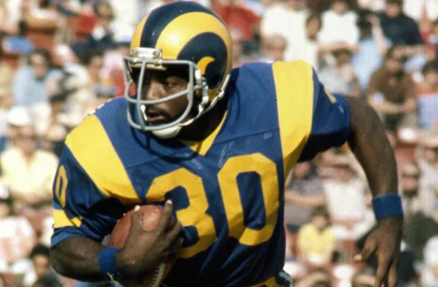 Rams Legend Lawrence McCutcheon Dies at 76 After Parkinson’s Battle