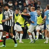 Lazio Crush Juventus 3-0 to Go Top of Serie A