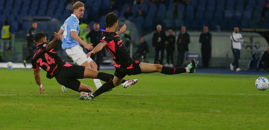Lazio See Off Parma to Move Three Points Clear of Inter