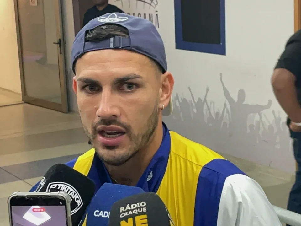 Paredes Hits Out at Thiago Mendes After Sending Boca Into Sudamericana Final