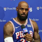 LeBron James Draws 10,000 Fans for First 76ers Scrimmage