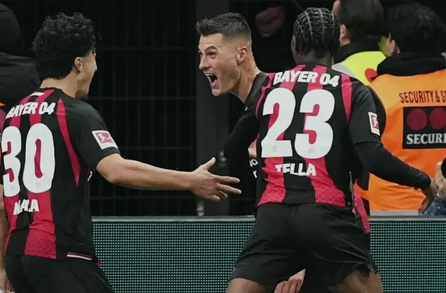 Leverkusen Comeback Over Freiburg Sends Bayern Top of Bundesliga