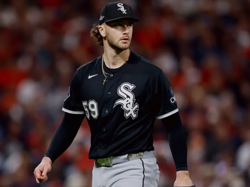 Sean Burke Powers White Sox to ALDS Game 2 Win Over Guardians