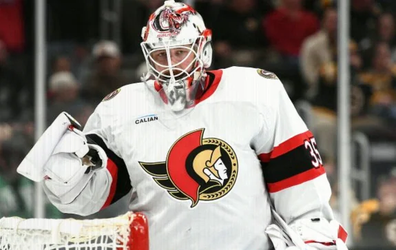 Senators’ Linus Ullmark Leaves Bruins Game After Crease Collision