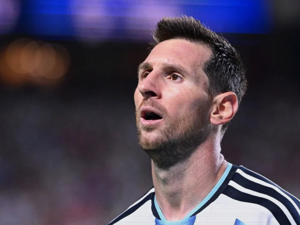 Lionel Messi Takes Ownership of Segunda División Side CD Eldense
