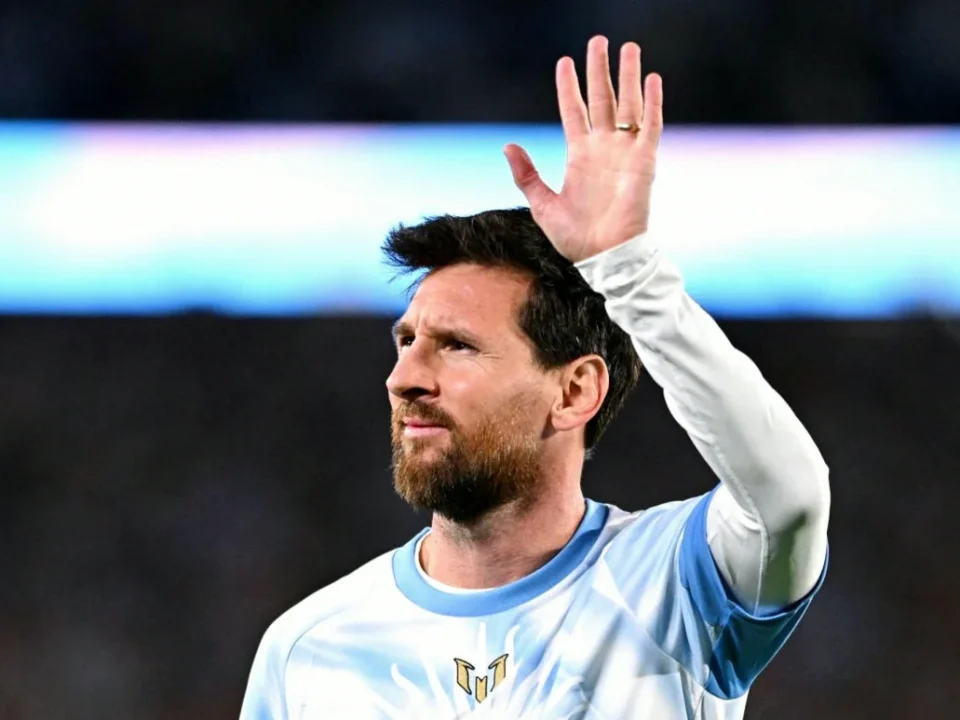 Messi Tears Up on Argentina Team Bus Before Benin Farewell Match