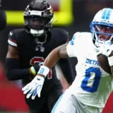 Jahmyr Gibbs Surpasses Barry Sanders on Lions’ Pre-25 Touchdown List