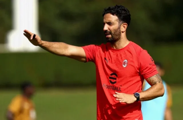 Amorim Urges Milan to Build Momentum Ahead of Sassuolo Clash