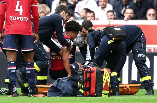 Lille Fear Serious Tiago Santos Knee Injury After Richardson Tackle
