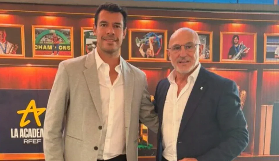 Rodrigo Iñigo del Hoyo Earns UEFA Pro Licence Under Luis de la Fuente