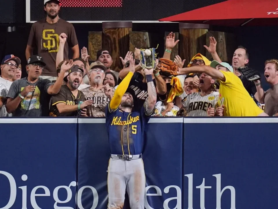 Garrett Mitchell Steals Potential Game-Tying Homer From Manny Machado