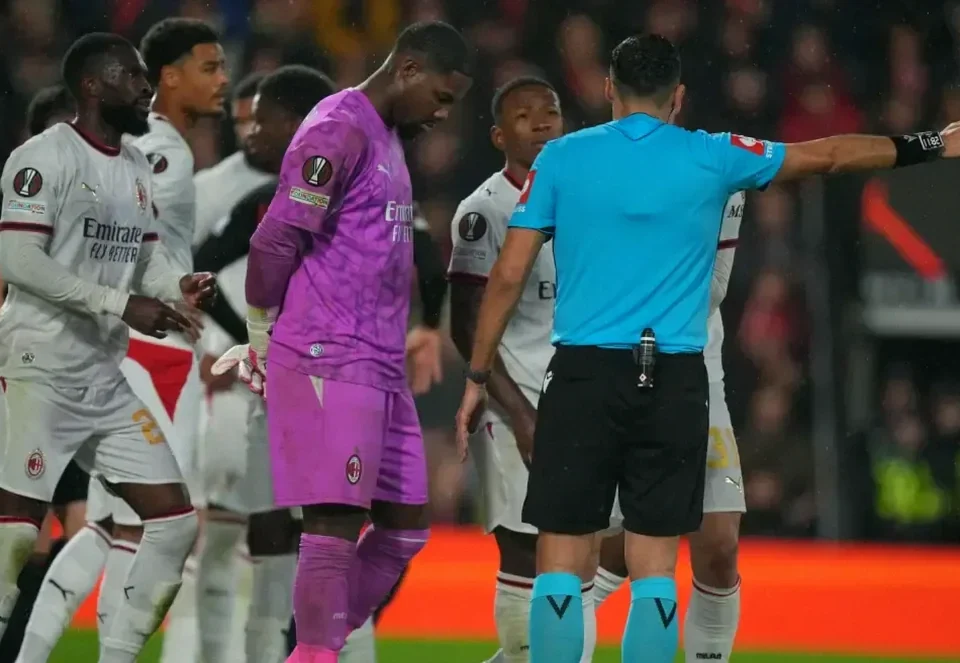 Mike Maignan Explains Red Card After Milan’s Europa League Loss