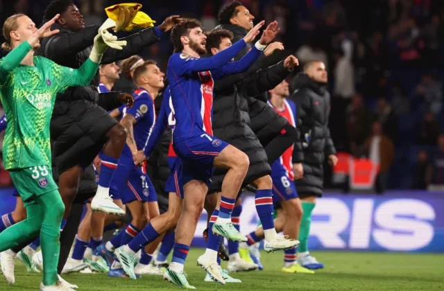 Manchester City Host Reigning Champions PSG in Champions League Showdown