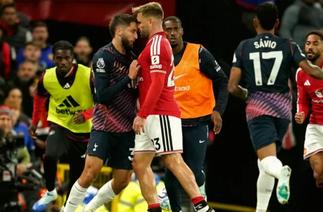 Tottenham Snatch Stoppage-Time Draw at Manchester United