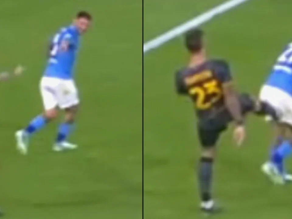 Politano and Mancini Share Light Moment in Napoli-Roma Clash