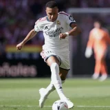 Kylian Mbappé Faces Scrutiny After Paris Nightclub Visit During Injury Layoff