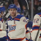 McDavid Stars in 800th Game as Oilers Extend Streak to Five