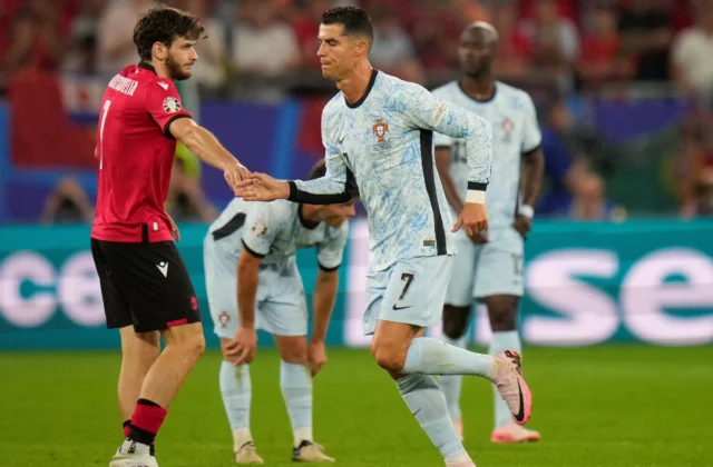 Cristiano Ronaldo Backs Kvaratskhelia After PSG ACL Injury